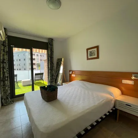 Renovado Cerca De La Playa *