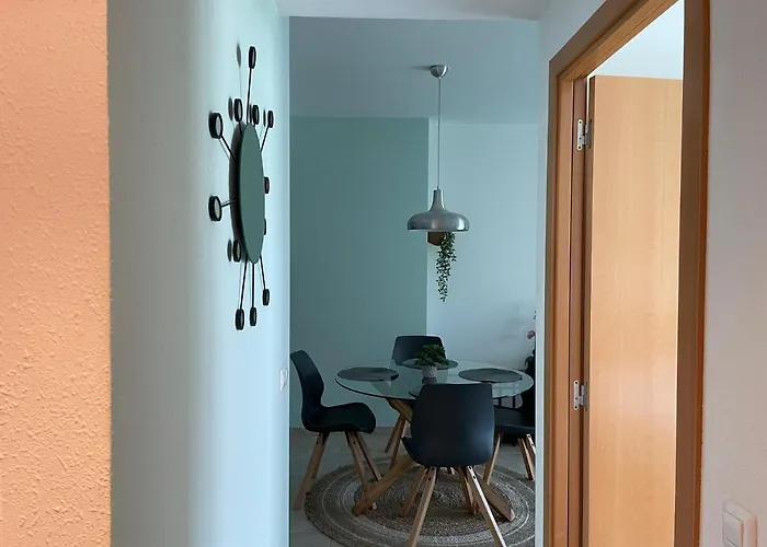 Апартаменти Renovado Cerca De La Playa *